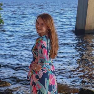 Meet your Posher, Mallory